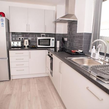 Maisy Lodge - Two Bed Lux Flat - Parking, Netflix, Wifi - Close To Blenheim Palace & Oxford - F2 كيدلينغتون المظهر الخارجي الصورة